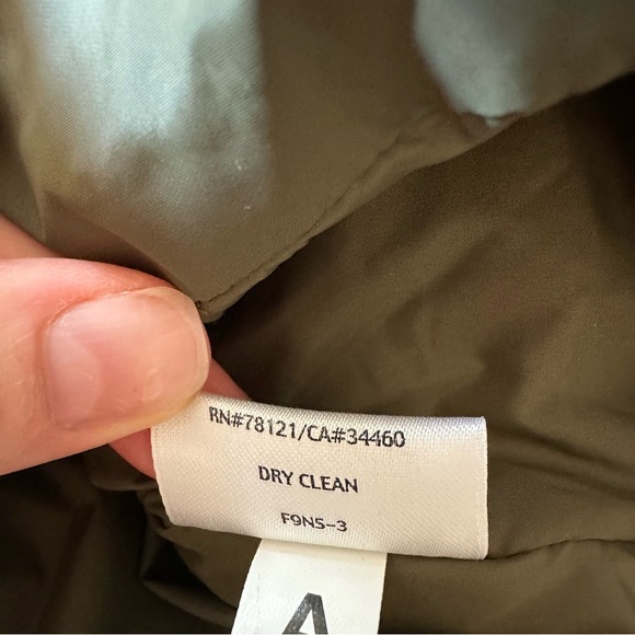 Eileen Fisher Khaki Army Green Down Puffer Sleeveless Vest Size L - Picture 14 of 15